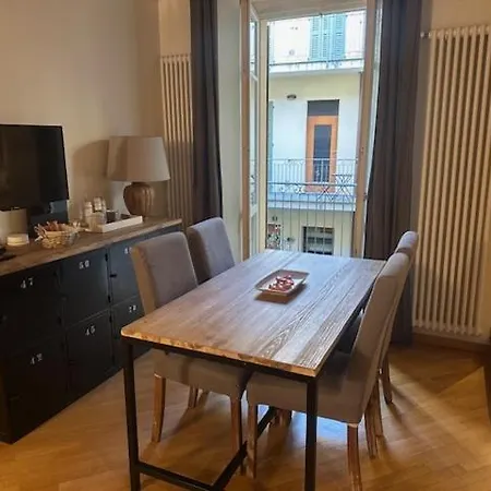 Modern Comfort In Old Town Semesterbostad *